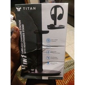 Titan Wireless Charging Station with Headphone Stand